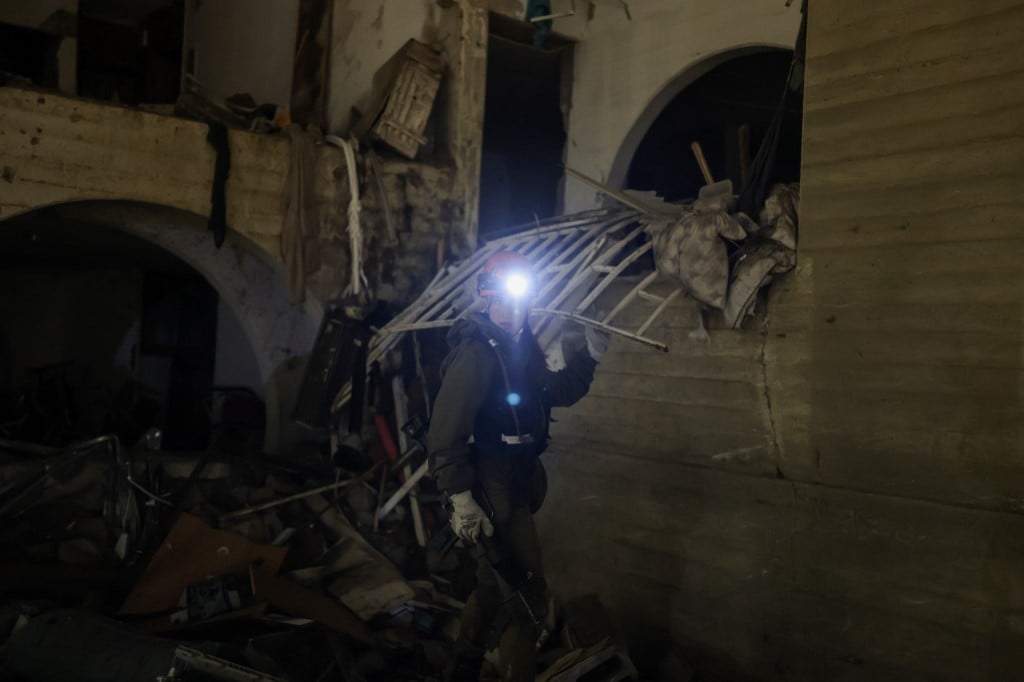 Iranian missiles sow panic, destruction in Israeli towns