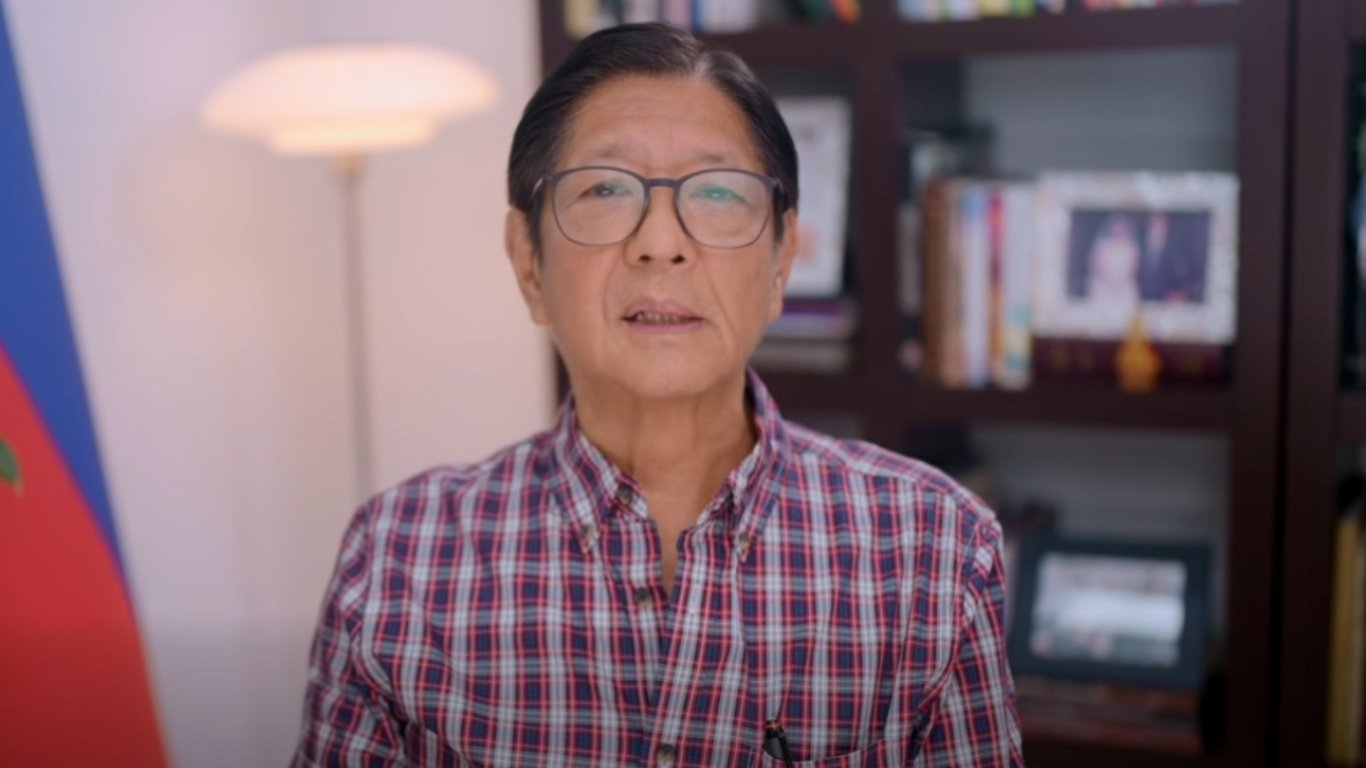 Marcos reviews suspended fare hike