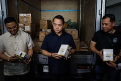 Customs seizes P1.4B worth of vape products in Navotas