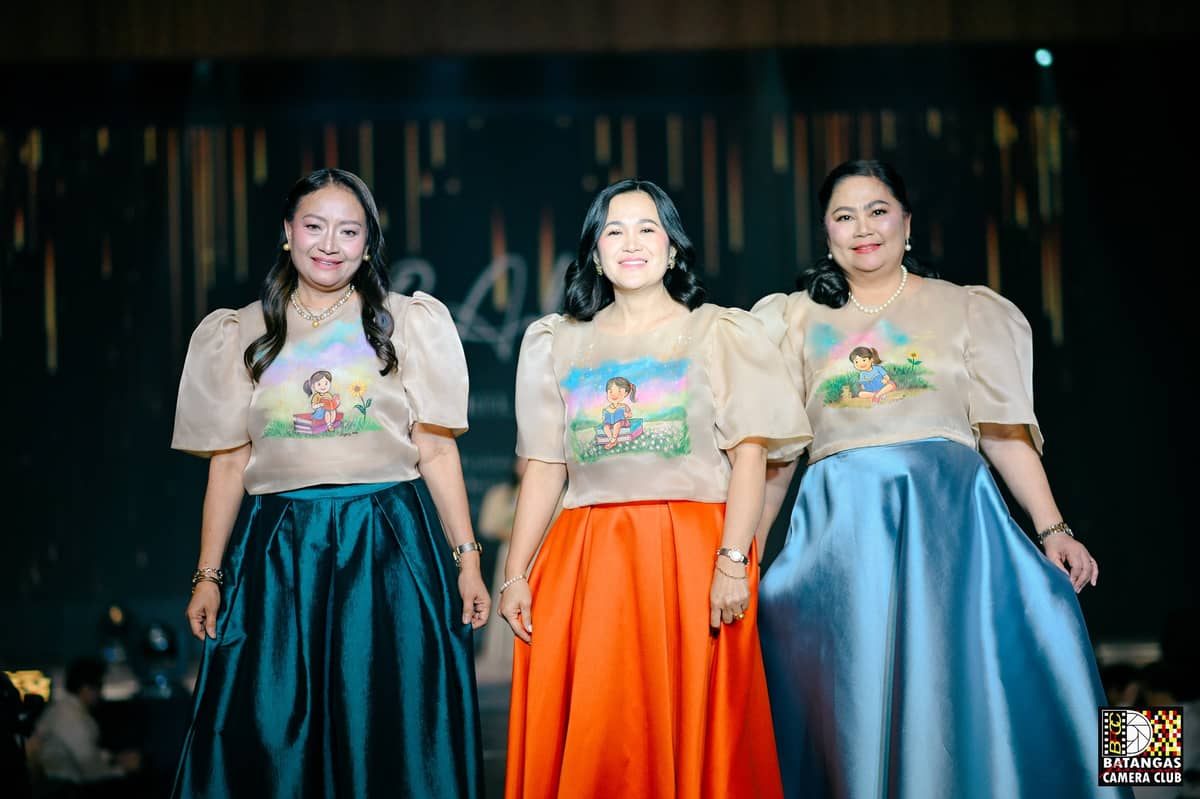 ART'E Bauan painted tops.