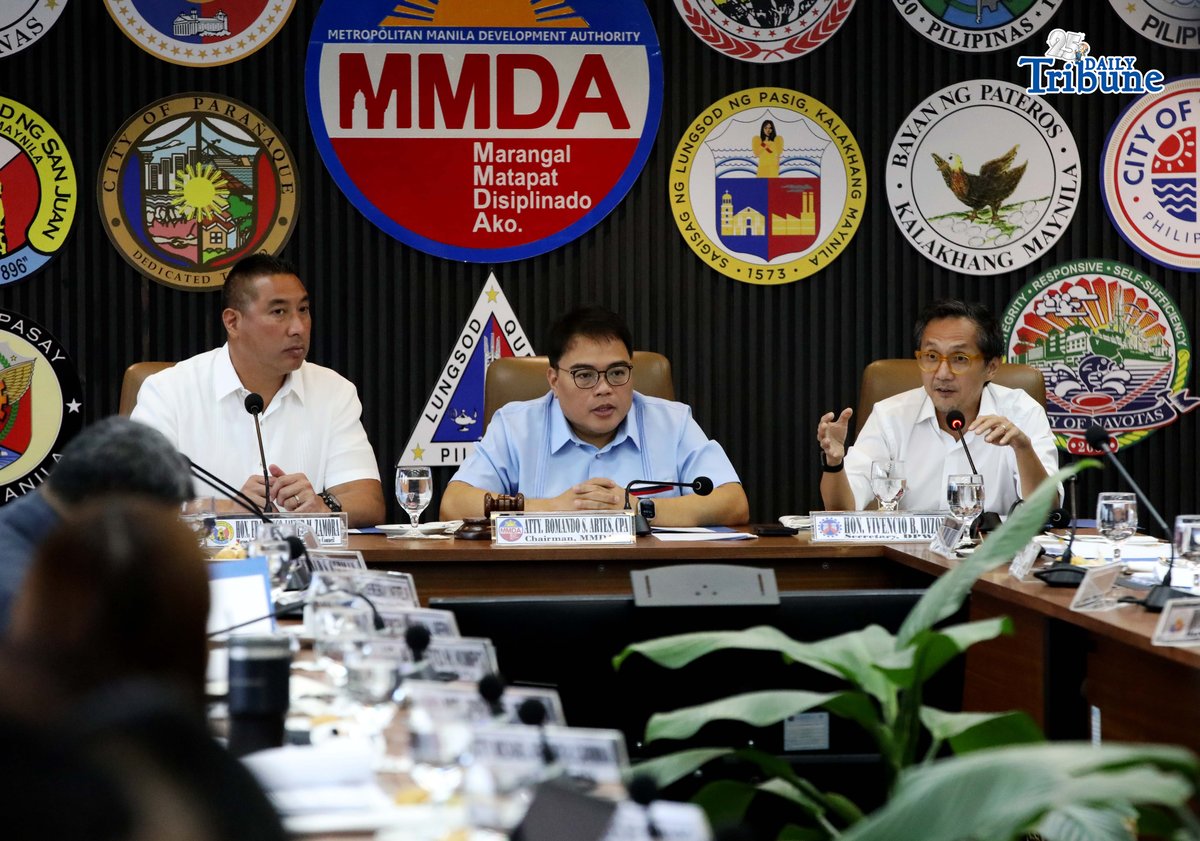 (March 24 2026) Metropolitan Manila Development Authority (MMDA) Chairman Atty. Don Artes, together with Department of Public Works and Highways Secretary Vince Dizon and Metro Manila Council President and San Juan City Mayor Francis Zamora, led a Metro Manila Council meeting on Tuesday, March 24, 2026, in Pasig City, with Mayors from Metro Manila, Mandaluyong, Pasig, Malabon. The meeting tackled agenda items on the truck ban, the Unified Vehicular Volume Reduction Program exemption for fuel trucks, and Oplan Kontra Baha in Greater Metro Manila. Photo/Analy Labor