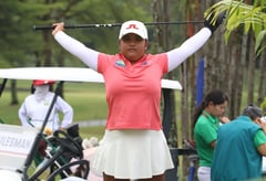 Zaragosa leads Junior World qualifiers