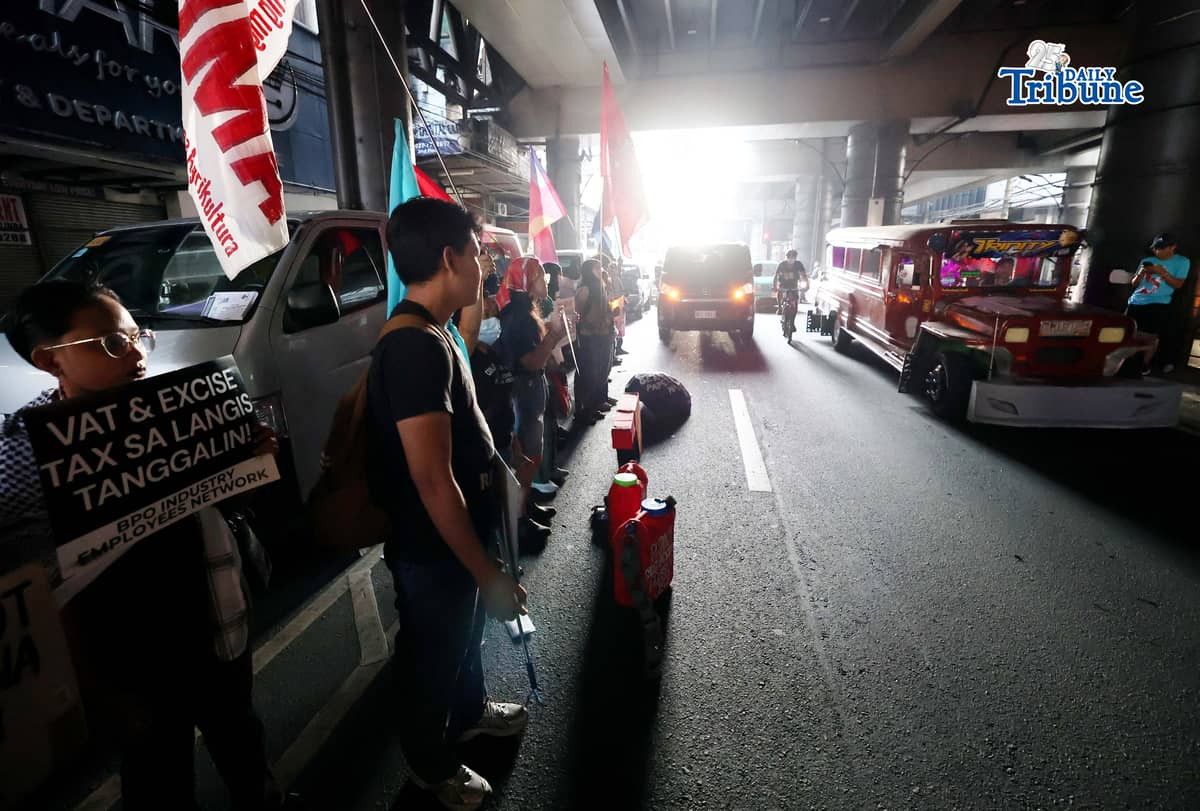 (March 26 2026) Various progressive groups join members of PISTON as part of the No to Oil Price Hike Coalition hold a rally in Cubao, Quezon City on Thursday, March 26, 2026 during the transportation strike as they call for the removal of excise tax and VAT along with consideration to repeal the oil deregulation. Photo/Analy Labor