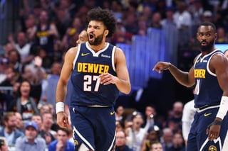 Murray drops 53, powers Nuggets past Mavs