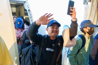 OFW home in time for daughter’s graduation