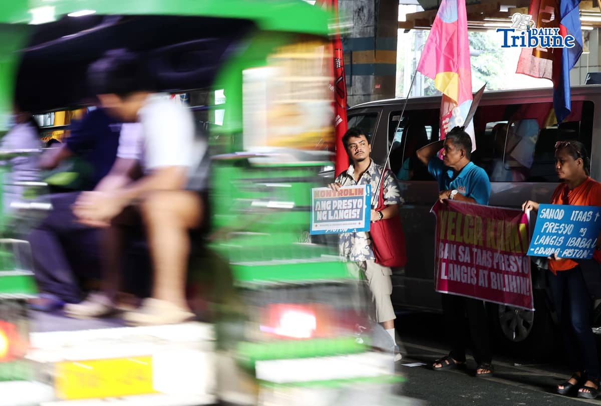 (March 26 2026) Various progressive groups join members of PISTON as part of the No to Oil Price Hike Coalition hold a rally in Cubao, Quezon City on Thursday, March 26, 2026 during the transportation strike as they call for the removal of excise tax and VAT along with consideration to repeal the oil deregulation. Photo/Analy Labor