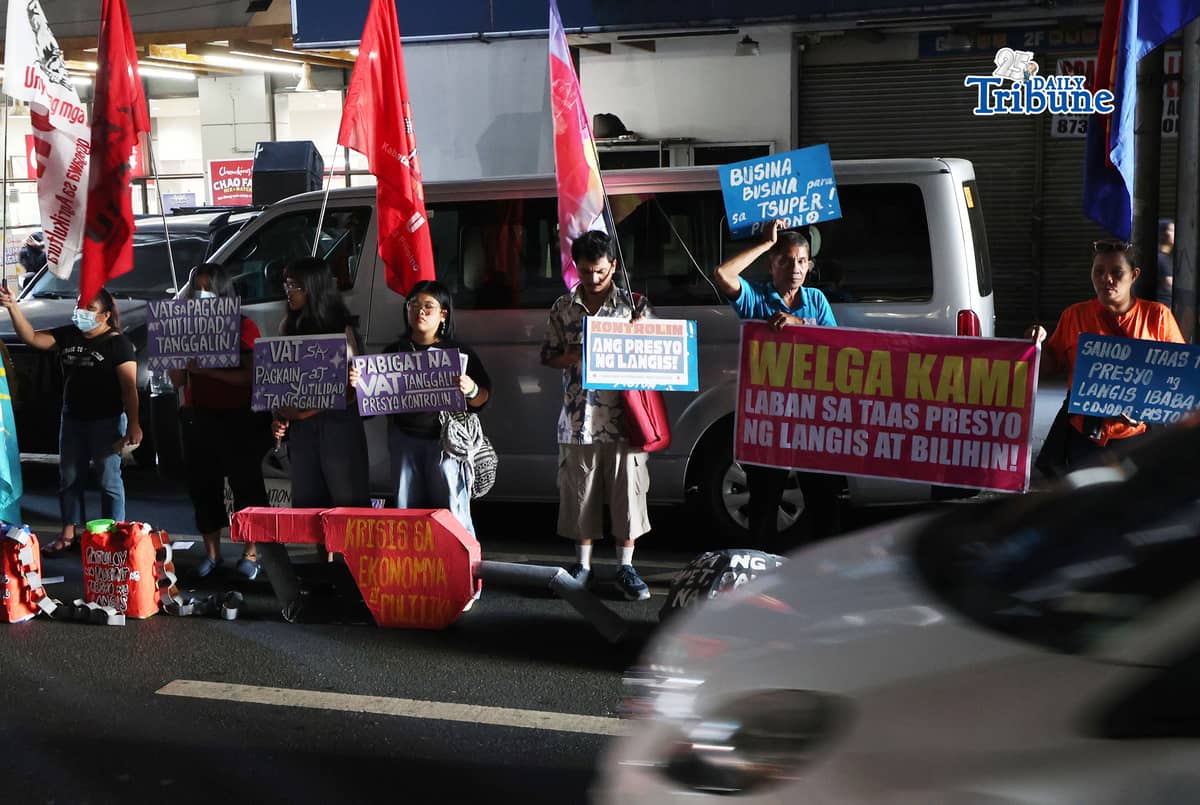 (March 26 2026) Various progressive groups join members of PISTON as part of the No to Oil Price Hike Coalition hold a rally in Cubao, Quezon City on Thursday, March 26, 2026 during the transportation strike as they call for the removal of excise tax and VAT along with consideration to repeal the oil deregulation. Photo/Analy Labor