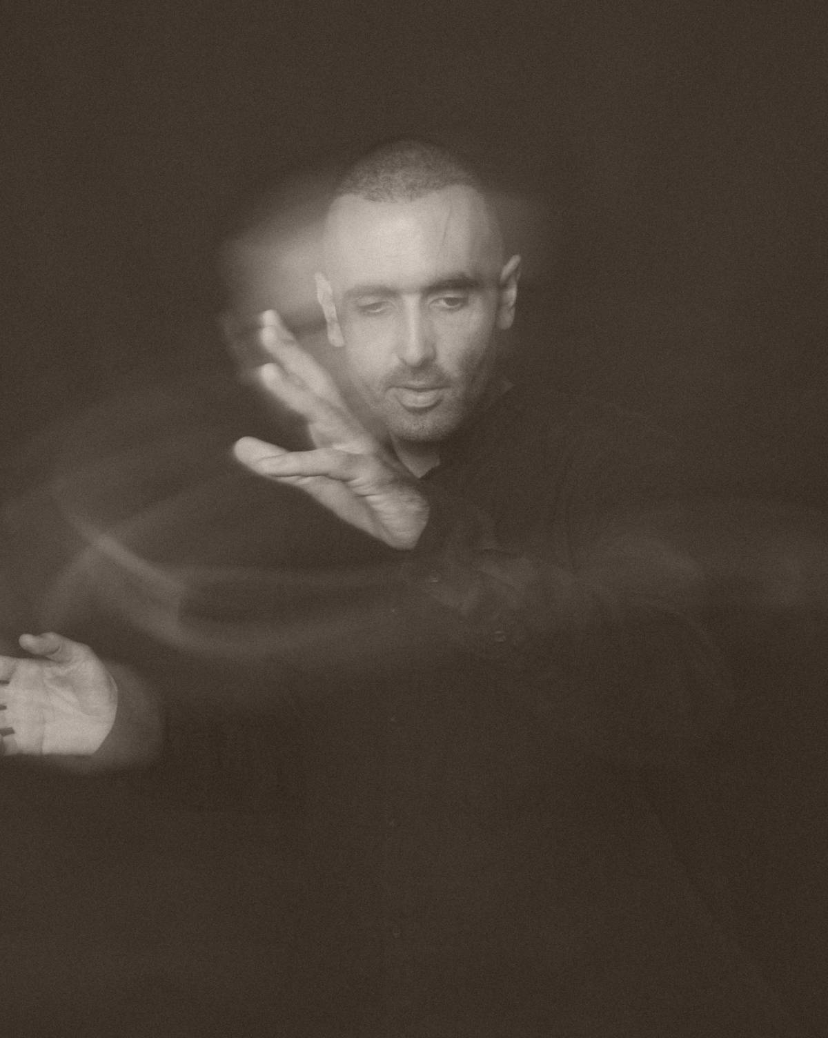 Spanish electronic music veteran and Seven Villas label founder Pablo Bolívar, whose atmospheric techno returns to Manila for a special reunion with Chele González.
