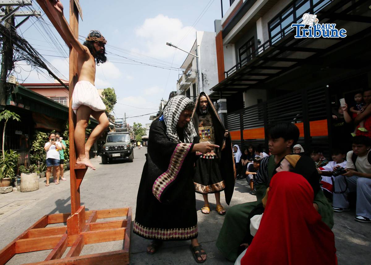 (March 28 2026) The Diocesan Shrine and Parish of Our Lady of Light, youth members take part in the Living Stations of the Cross in Barangay San Juan in Cainta on Saturday, March 28, 2026. The annual Lenten tradition, led by the parish youth ministry, brings the community together as they reenact Christ’s passion while moving through selected barangays. Cainta, Rizal, is recognized as the "Senakulo Capital of the Philippines" for its deep-rooted Holy Week tradition of performing theatrical re-enactments of the passion, death, and resurrection of Jesus Christ. Since 1904, the town has staged elaborate Passion plays involving multiple local groups. Photo/Analy Labor