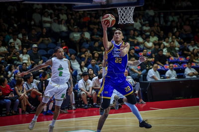 Magnolia rips Macau, scores first victory