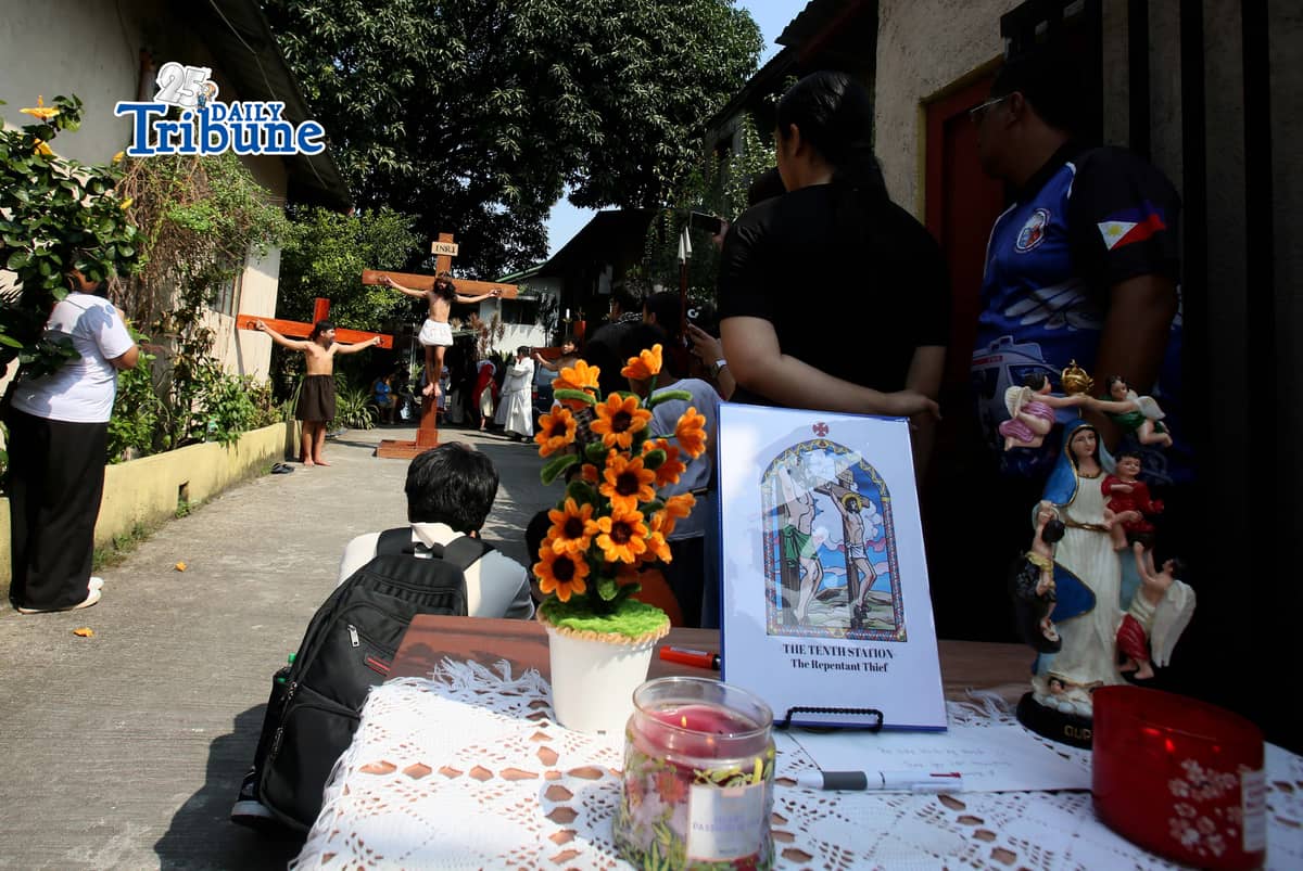 (March 28 2026) The Diocesan Shrine and Parish of Our Lady of Light, youth members take part in the Living Stations of the Cross in Barangay San Juan in Cainta on Saturday, March 28, 2026. The annual Lenten tradition, led by the parish youth ministry, brings the community together as they reenact Christ’s passion while moving through selected barangays. Cainta, Rizal, is recognized as the "Senakulo Capital of the Philippines" for its deep-rooted Holy Week tradition of performing theatrical re-enactments of the passion, death, and resurrection of Jesus Christ. Since 1904, the town has staged elaborate Passion plays involving multiple local groups. Photo/Analy Labor