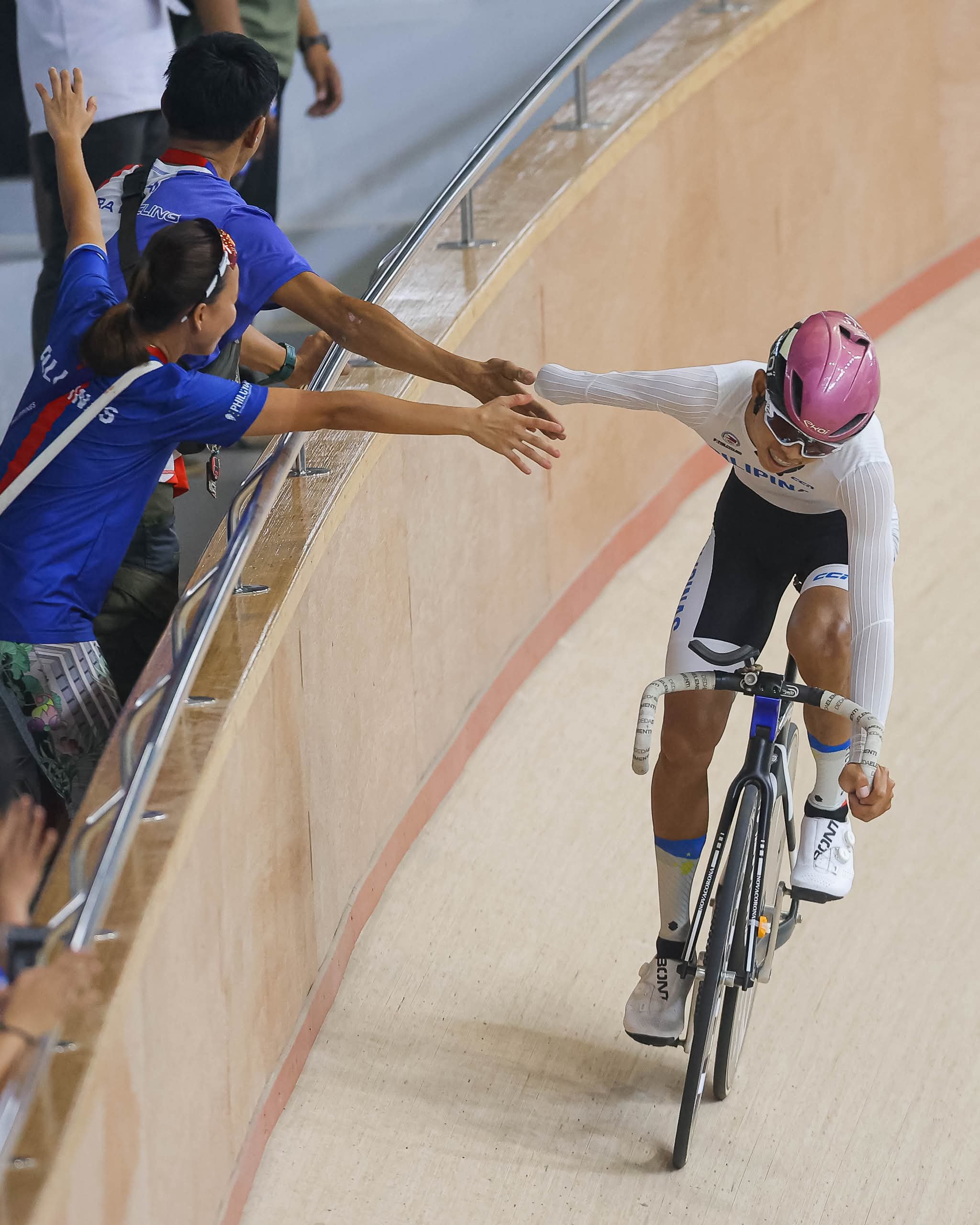 Lee snatches bronze