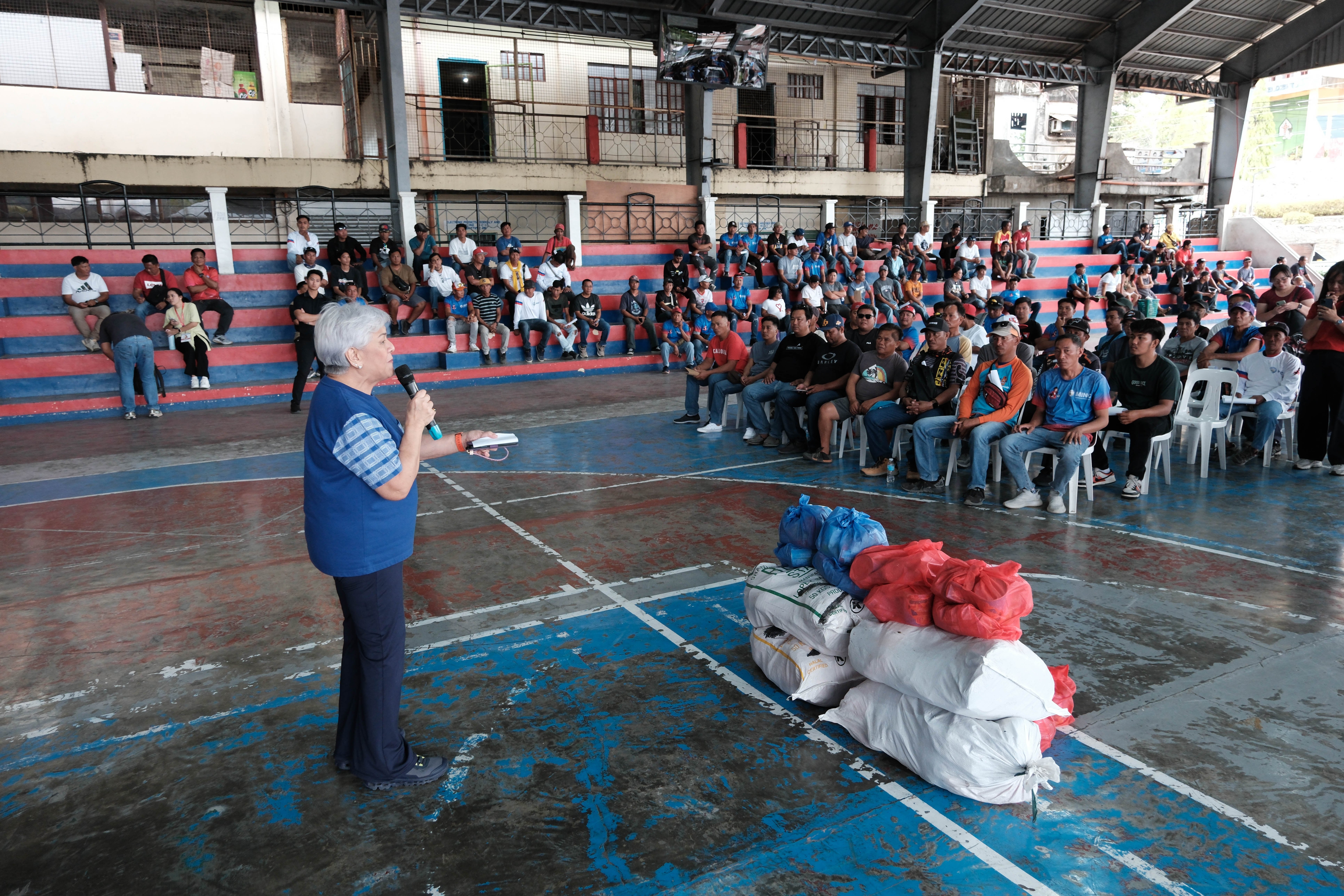 Over 13,000 Ilocos Norte tricycle drivers to receive cash, grocery aid
