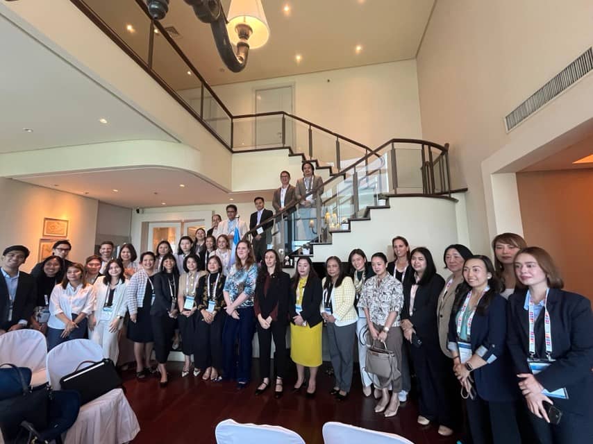 Israel’s ambassador to the Philippines, Dana Kursh, poses with cybersecurity stakeholders from Israel and the Philippines during the “InnovateHer” cybersecurity forum in Taguig City on 26 March.