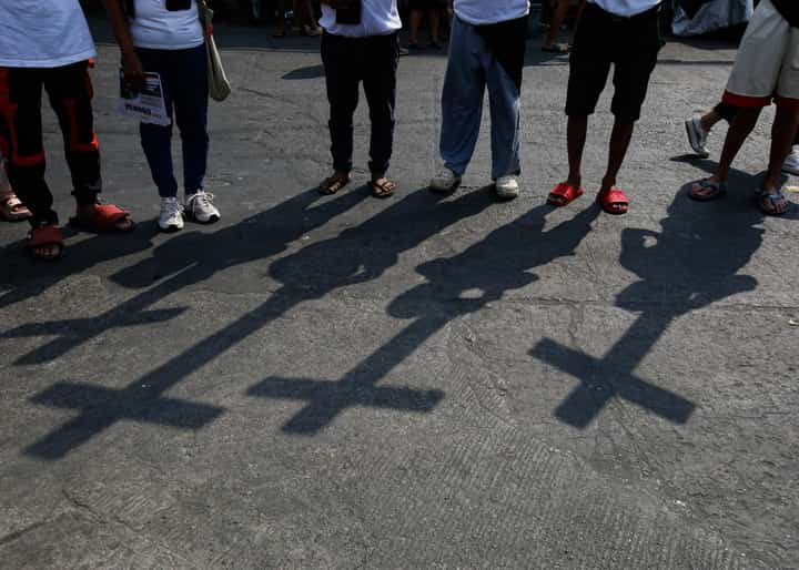 Via Crucis in Tondo