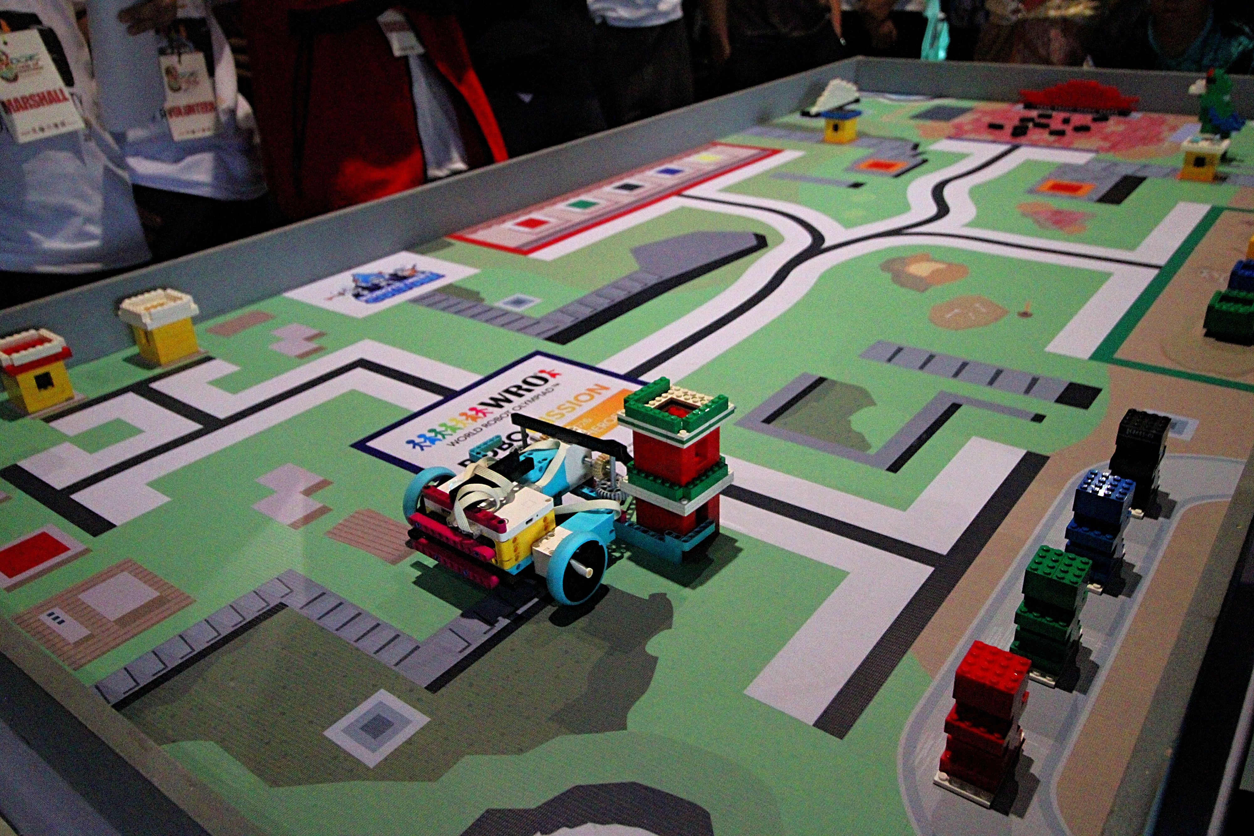 Olongapo hosts 8th Robotics Cup program