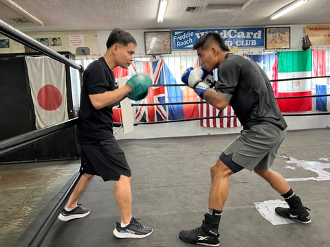 Magsayo drools over McCrory duel