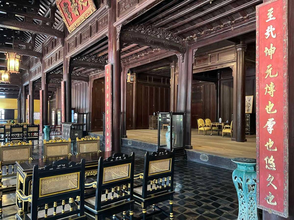 ONE of the many royal rooms.