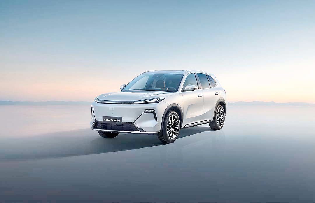 Geely rolls out EX5 EM-i hybrid SUV