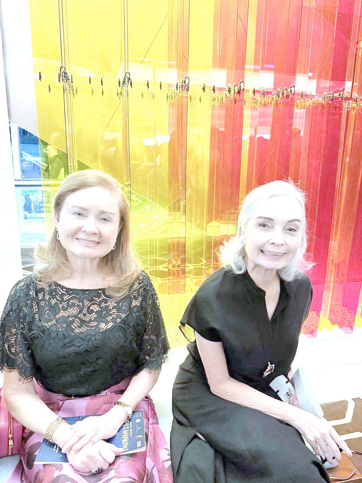 LOVELY sisters: Lulette Moran Monbiot and Margie Moran Floirendo.