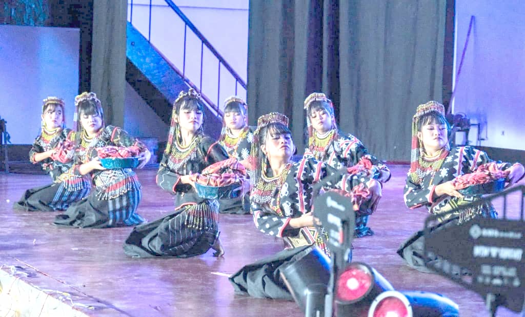 UNIVERSITY of Santo Tomas' Salinggawi Dance Troupe.