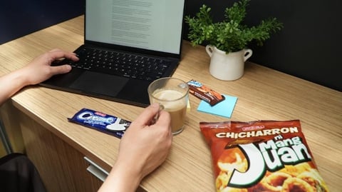 Sunny day treats: Snacks for travel 
or stay-at-home
