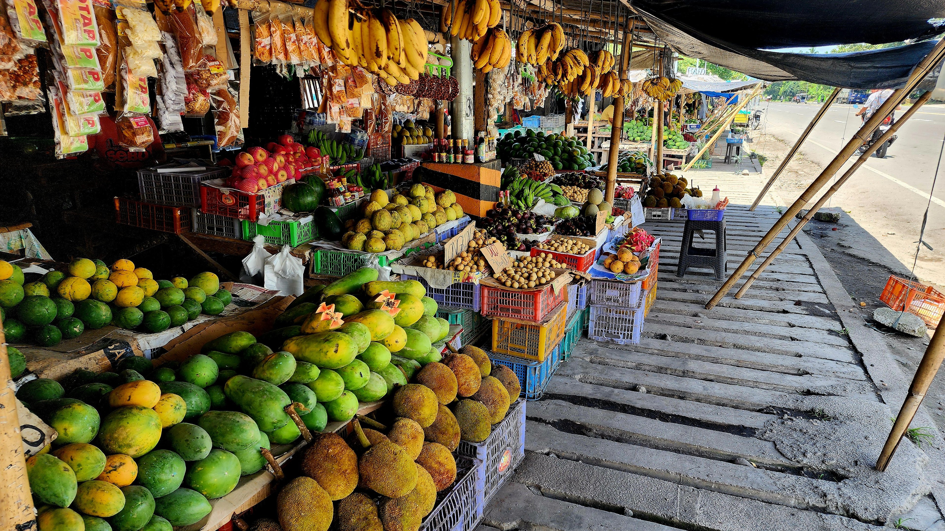 ROADSIDE fruit stands showcase Philippine produce in Tupi, South Cotabato.
