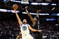 Rockets spoil Curry return