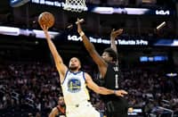 Rockets spoil Curry return
