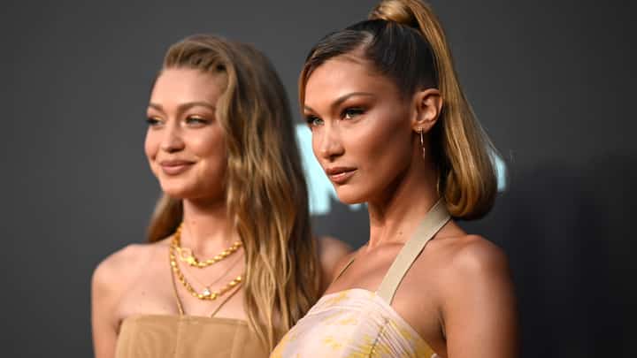 US models Gigi Hadid (L) and Bella Hadid arrive for the 2019 MTV Video Music Awards at the Prudential Center in Newark, New Jersey.