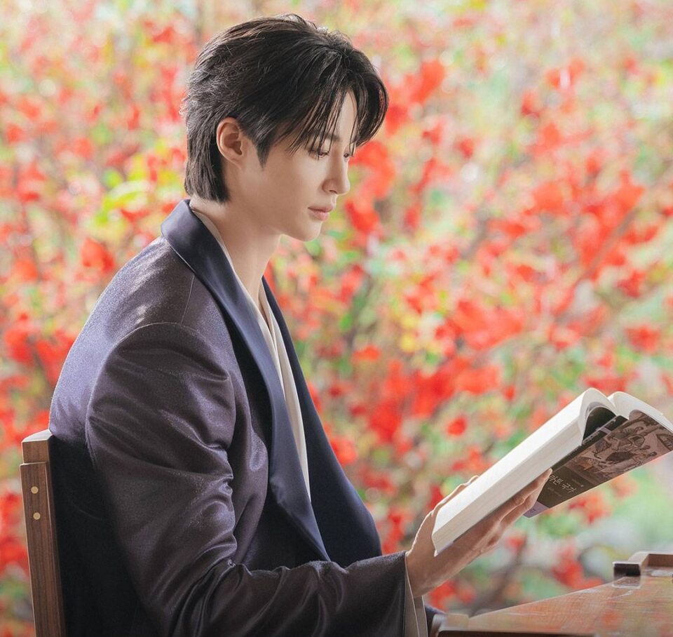 Byeon Woo Seok is grateful in ‘Perfect Crown’