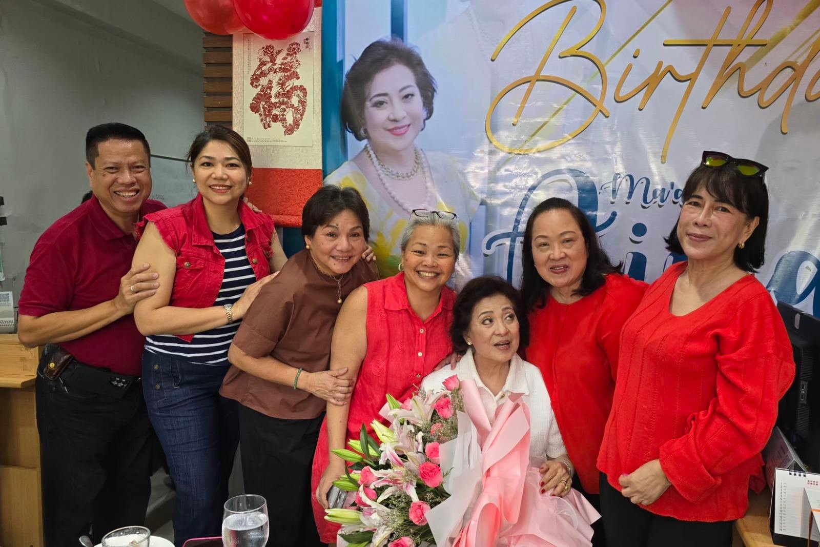 AIDA Uy with travel agents Alan and Penny Carvajal, Marget Villarica, Joan Tiu, Baby Dy and Cherry Callelero.