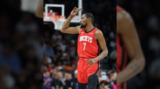 Rockets storm back, sink Suns