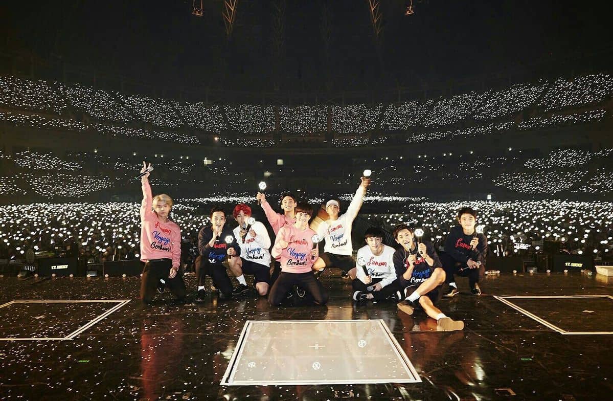 EXO in concert