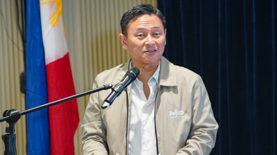 DepEd begins nationwide briefings on new three-term school calendar