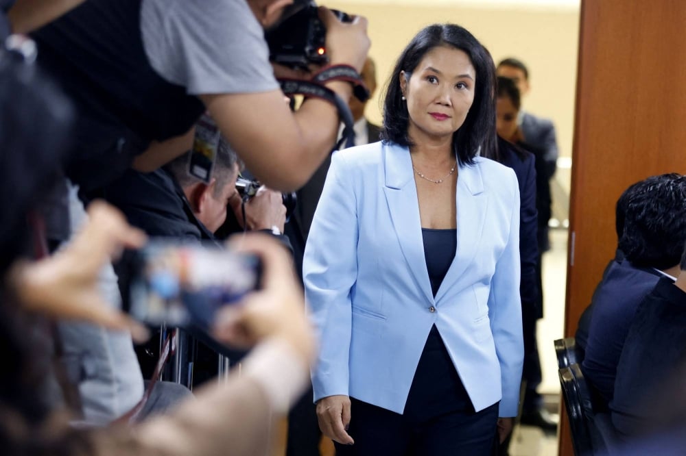 Comedian, Fujimori, ‘Porky’ lead Peru presidential race