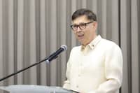 SECRETARY Ralph Recto