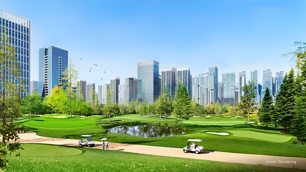 A sprawling view of Villar City showcases its thoughtfully-designed green corridors, offering both residents and local wildlife a breath of fresh air amid the urban setting.
