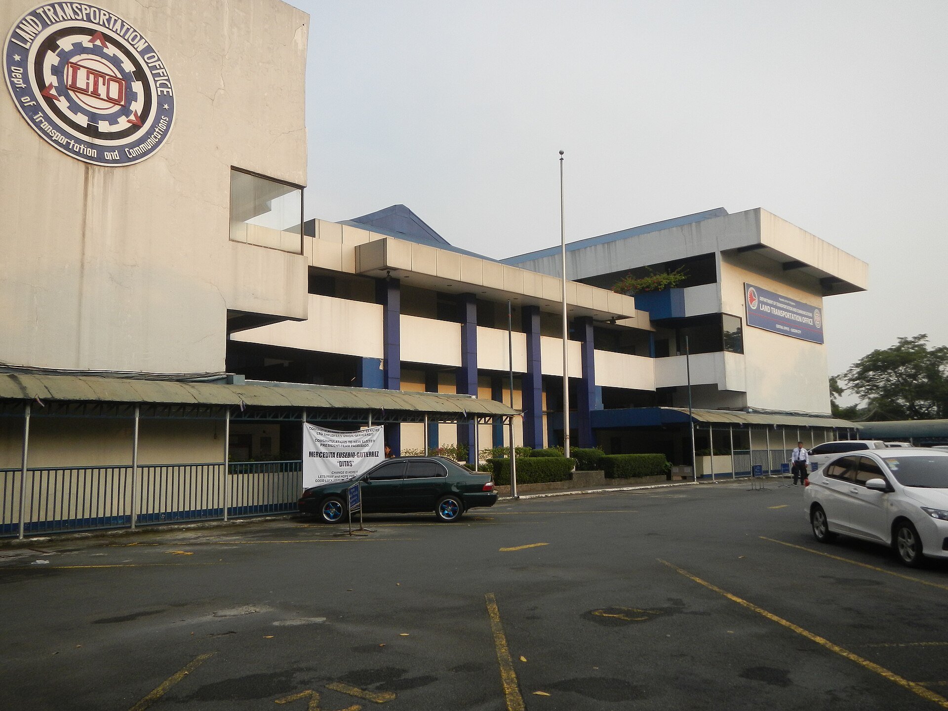 LTO employs four-day work week for non-client services