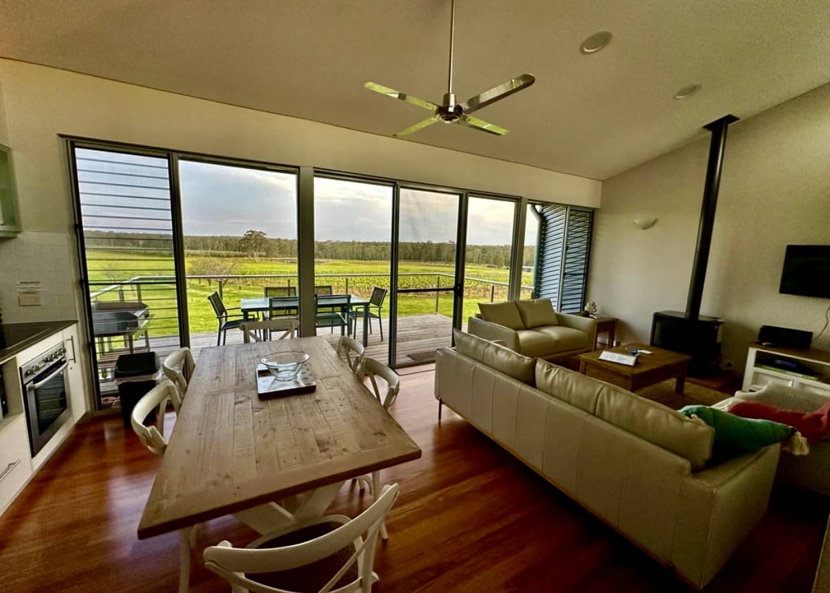 MODERN, self-contained villas at Adina Vineyard & Olive Grove offer a private and comfortable stay amid Hunter Valley’s vineyards and olive groves.