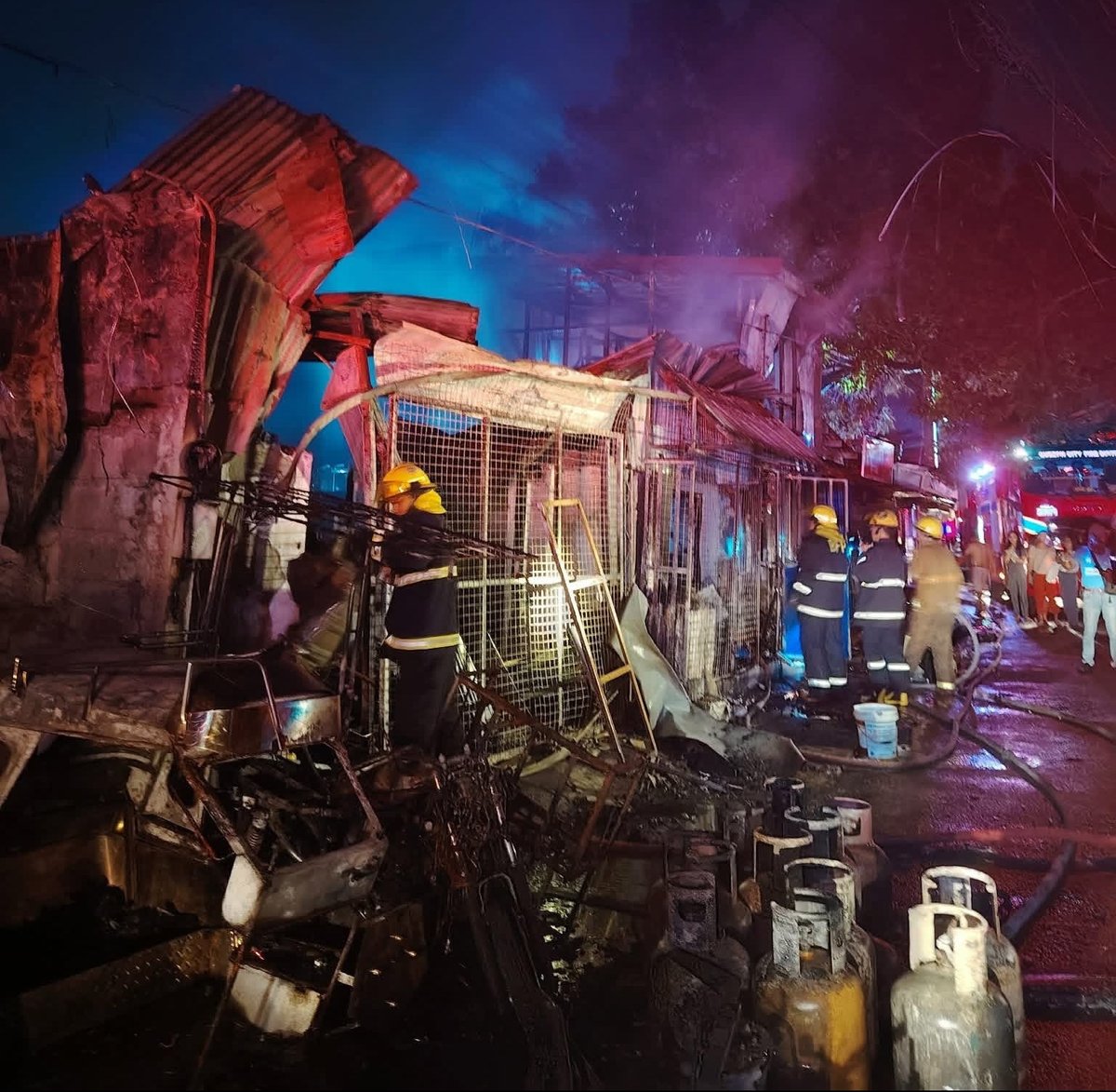 Early morning fire in QC yields three casualties