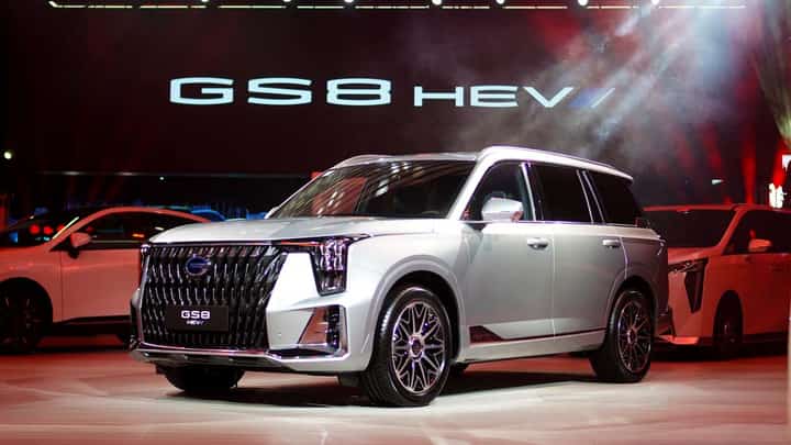 GAC displays the GS8 HEV at MIAS 2026 as part of its expanded hybrid lineup.