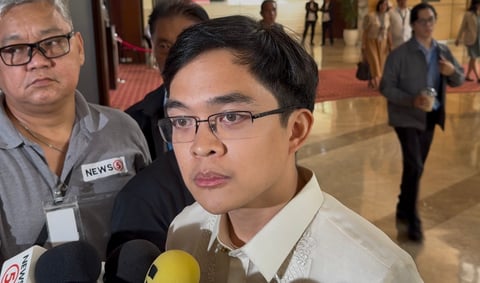 Solon says Ralph Recto stood in the way of VAT cut