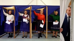 Orban loses vote to pro-Europe newcomer
