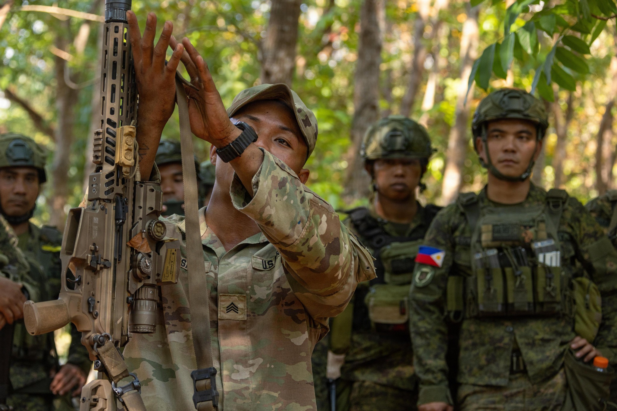 Philippine, US soldiers conduct joint movement training at Fort Magsaysay 