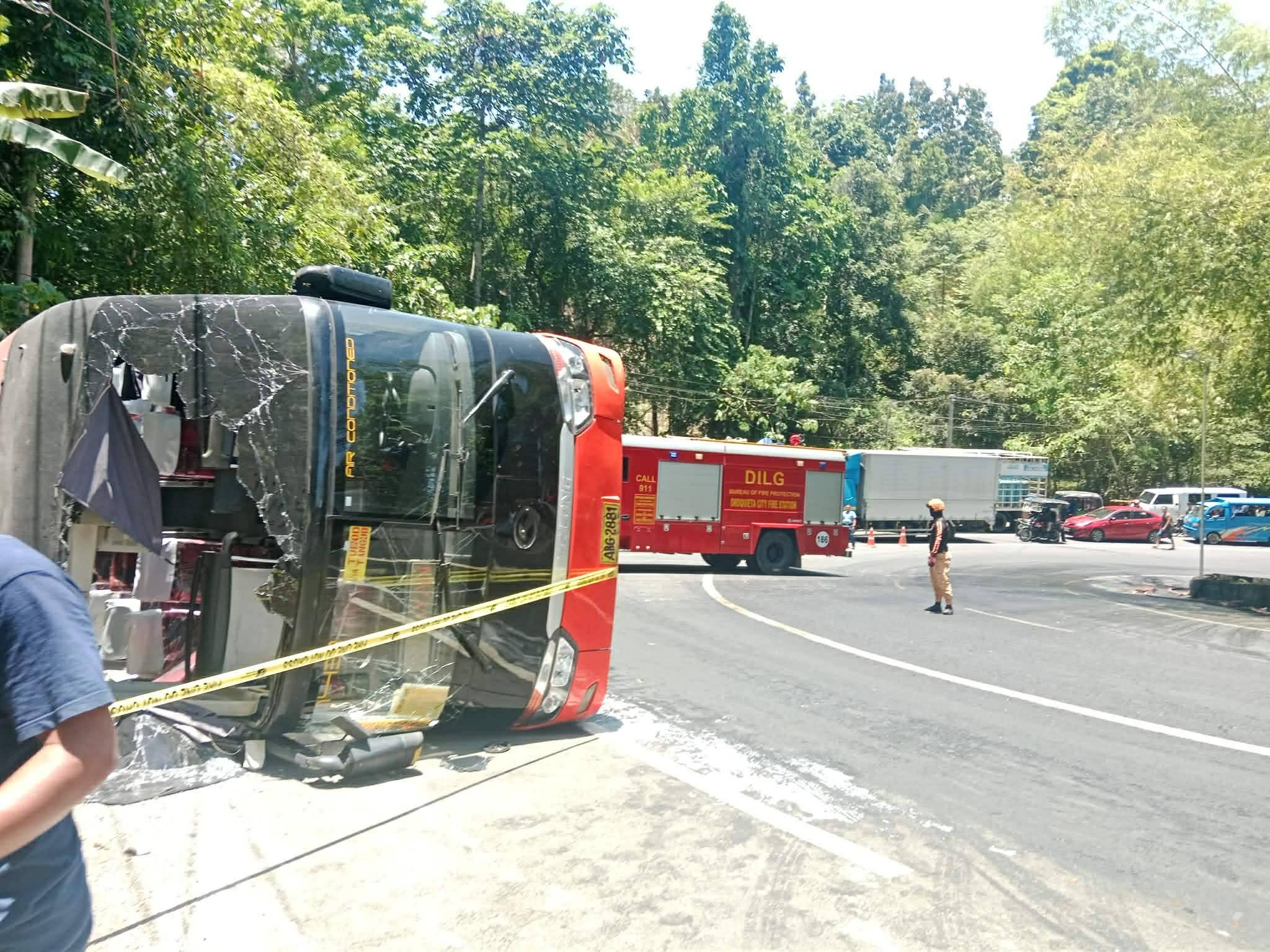 1 dead, 20 injured as bus overturns in Misamis Occidental