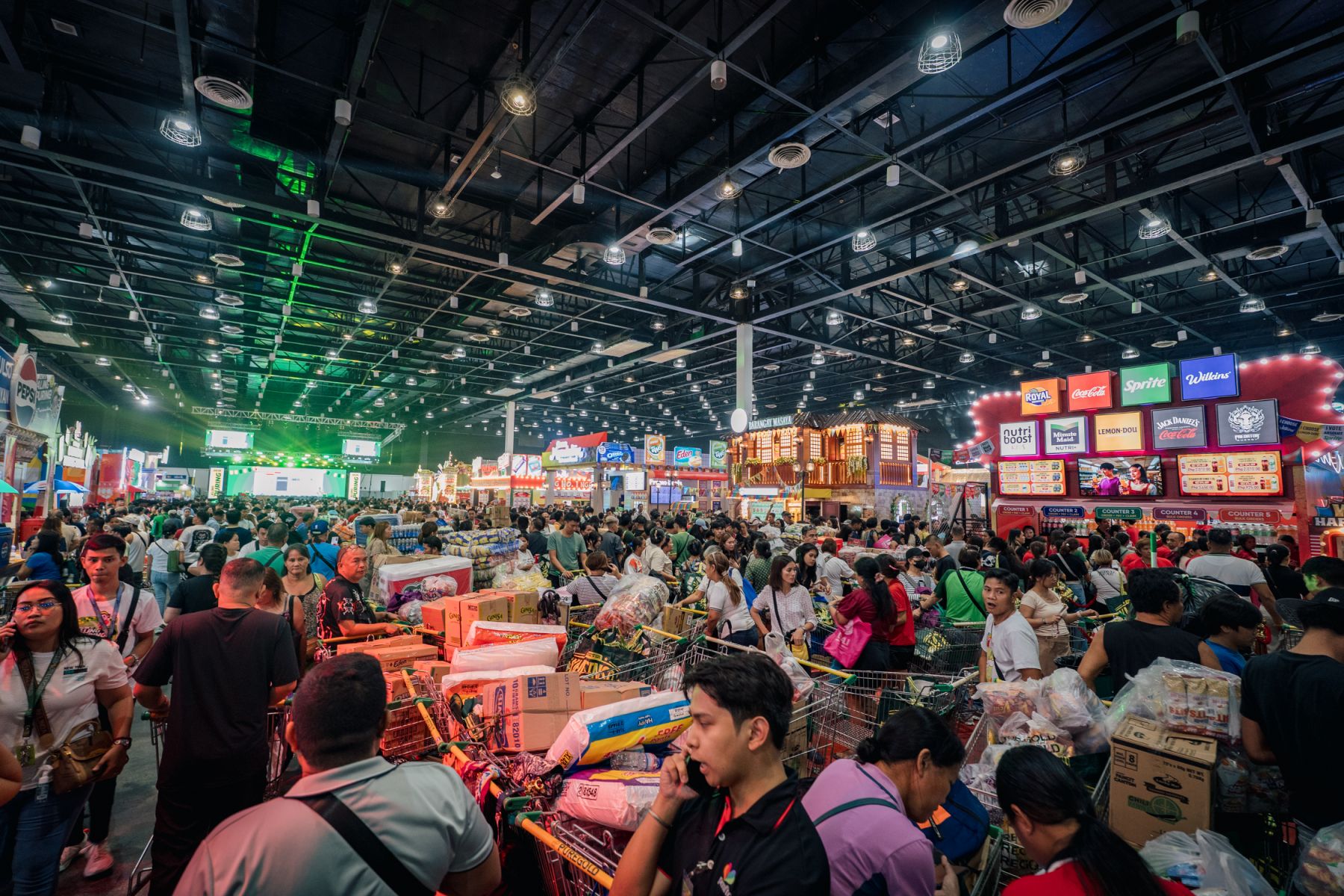 Neighborhood stores feted as inflation lifelines