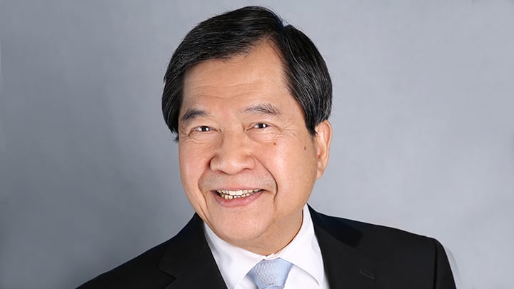 James Go buys P100-M URC shares