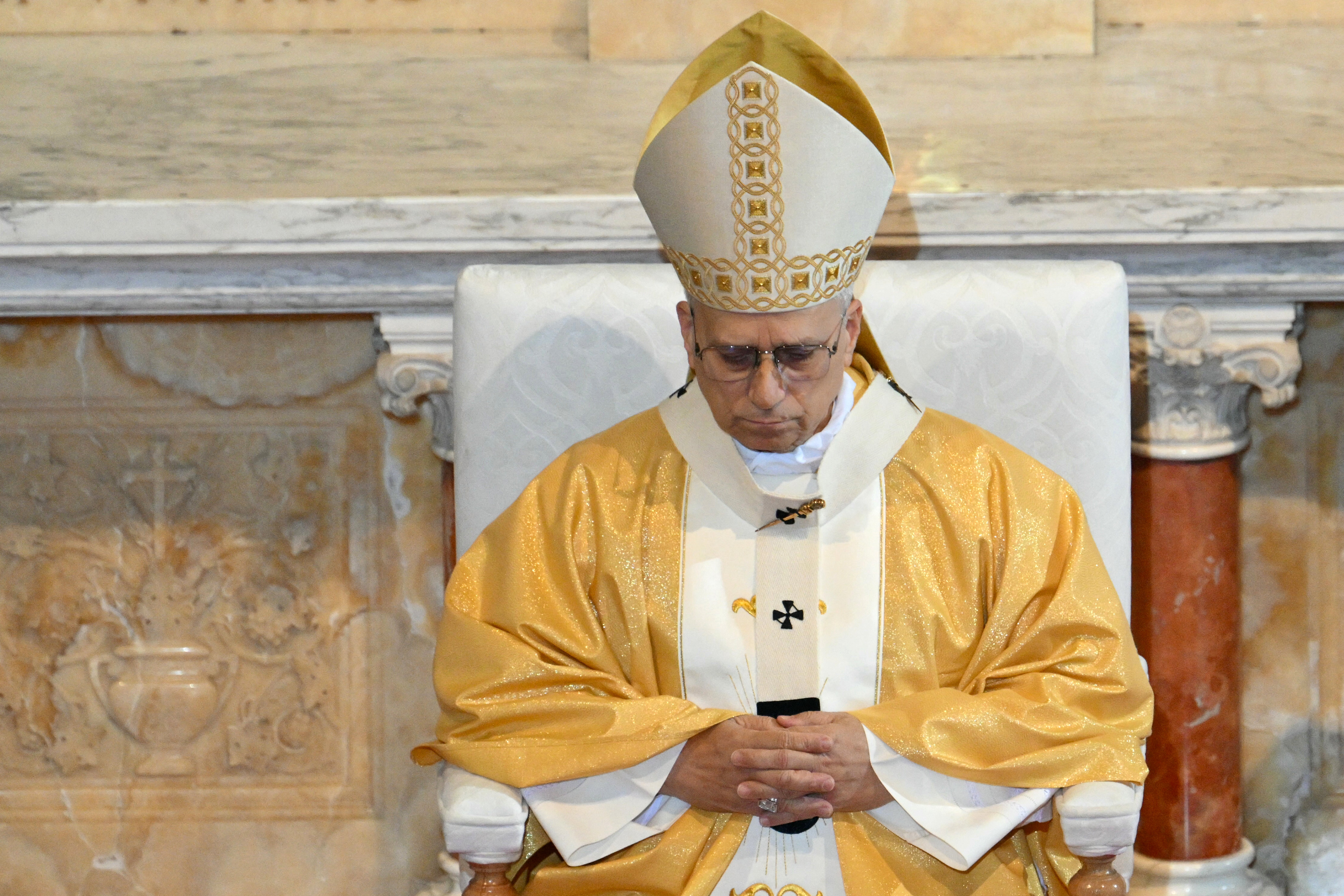 Pope walks in Augustine's footsteps as Algeria trip draws to an end