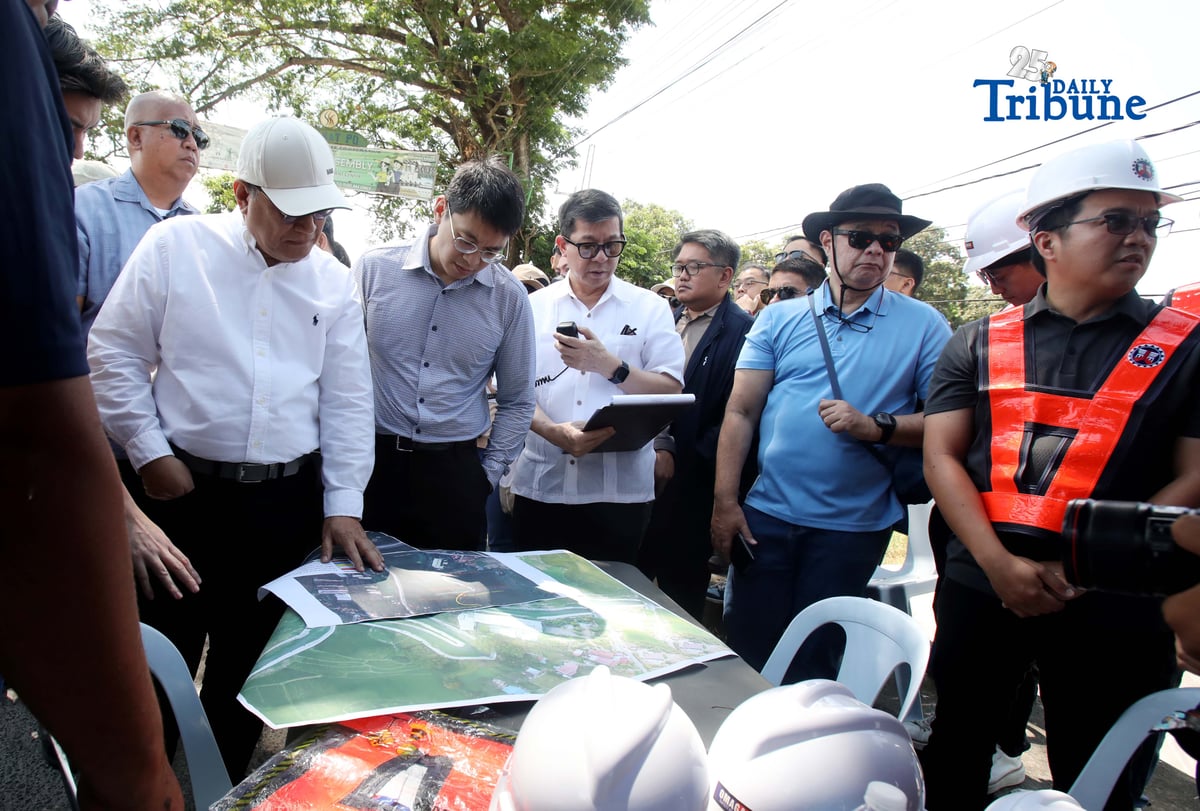 (April 15 2026) Sandiganbayan Third Division justices show the map of the alleged ghost flood control project at Purok 5, Brgy. Bunsuran in Pandi, Bulacan, linked to ex-Senator Ramon “Bong” Revilla Jr. and former officials of the DPWH Bulacan 1st District Engineering Office. On Wednesday April 15 2026. Photo/Analy Labor